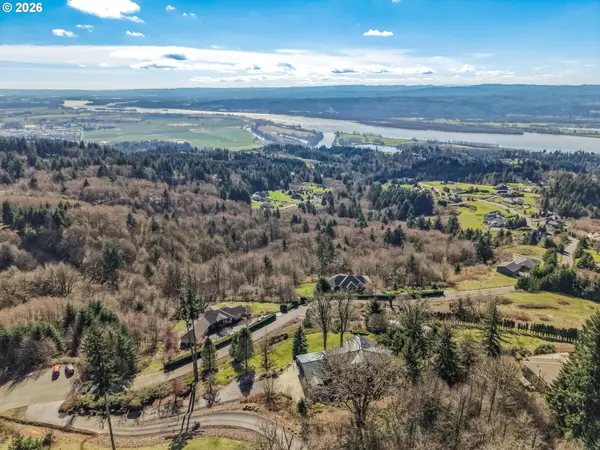 813 VARSITY RD, Kalama, WA 98625