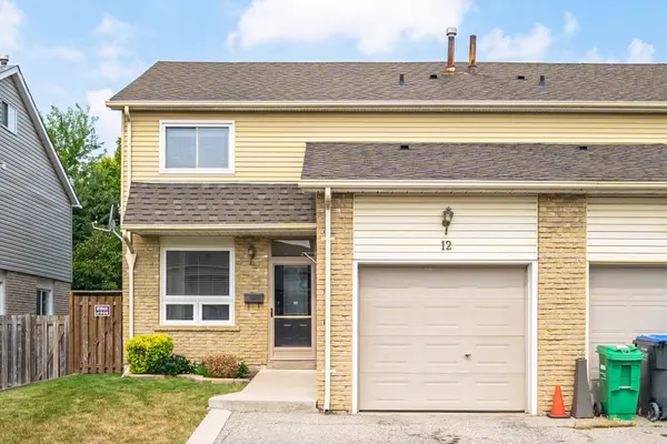 12 Sparklett CRES,  Brampton,  ON L6Z 1M8