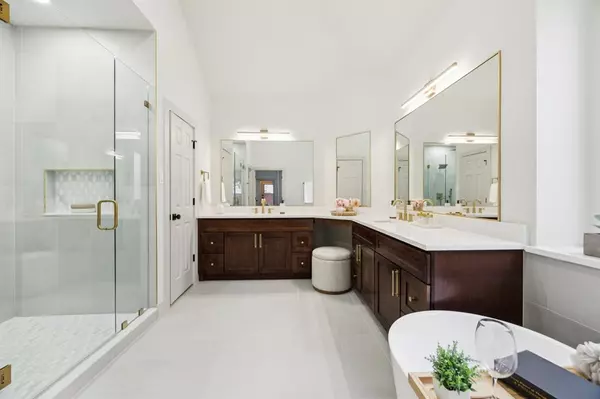 2437 Clear Field Drive, Plano, TX 75025