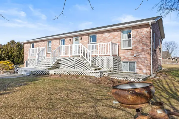 22120 Talbot RD, West Elgin, ON N0L 2C0