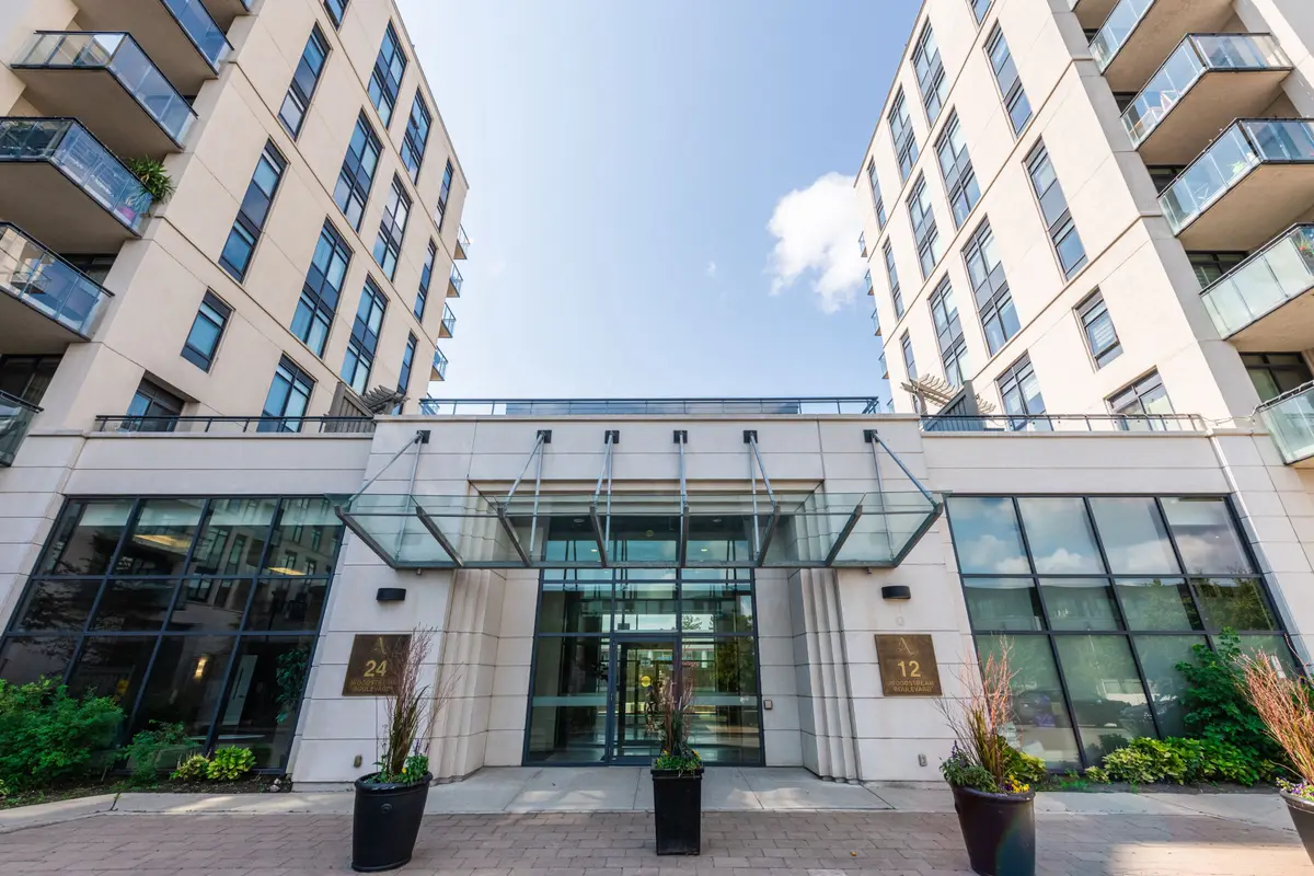 12 Woodstream BLVD #508, Vaughan, ON L4L 8C3