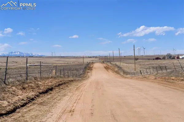 36420 Wagner LN, Calhan, CO 80808