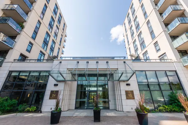 12 Woodstream BLVD #508, Vaughan, ON L4L 8C3