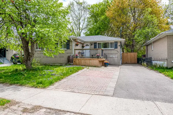 99 Cherrywood DR #BSMT, Newmarket, ON L3Y 2X6