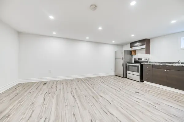 99 Cherrywood DR #BSMT, Newmarket, ON L3Y 2X6