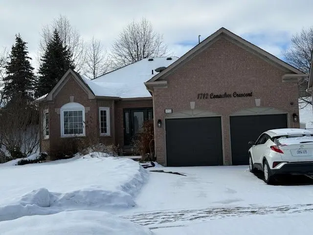 1712 Conacher CRES, Pickering, ON L1X 2T4
