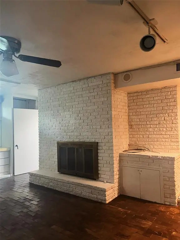 1934 Kessler Parkway, Dallas, TX 75208