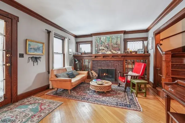 88 Plymouth Ave, Maplewood Twp., NJ 07040