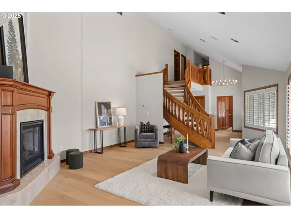 12111 SW MALLOY WAY, Sherwood, OR 97140