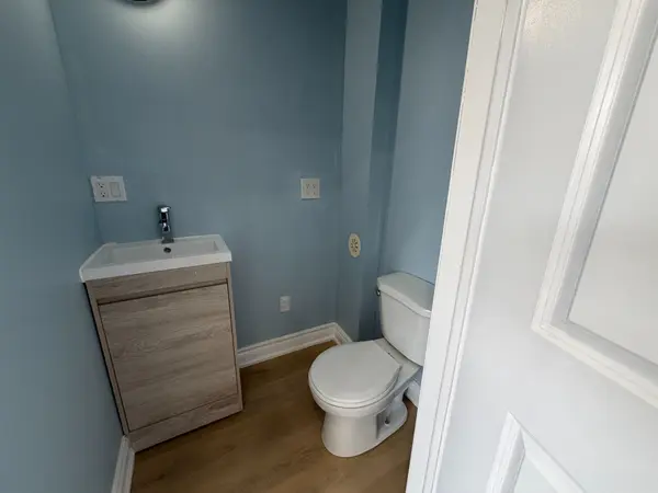 10060 Keele ST #4, Vaughan, ON L6A 4V6