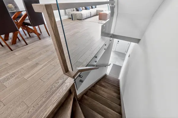 1126A Islington AVE, Toronto W08, ON M8Z 0G6