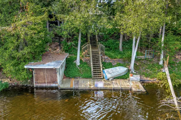 14 Wychwood DR E, Kawartha Lakes, ON K0M 1N0