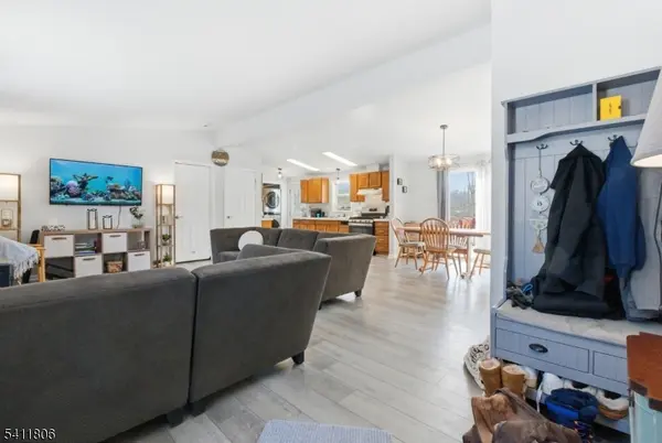 191 Millbrook Rd, Hardwick Twp., NJ 07825