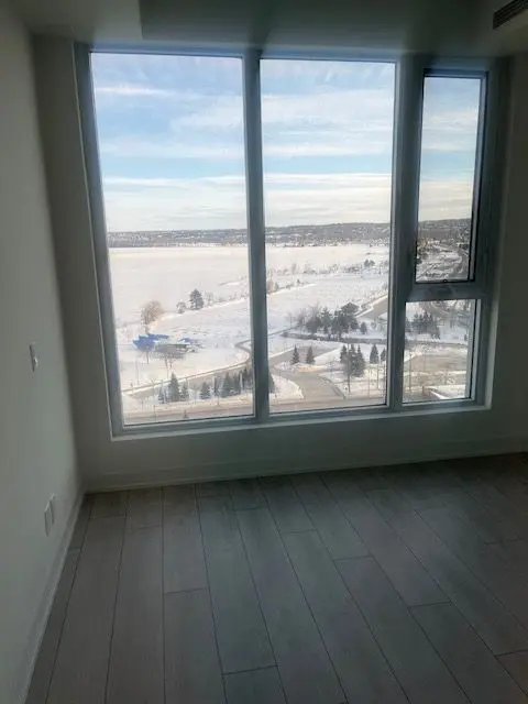 39 Mary ST S #1309, Barrie, ON L4N 1S9