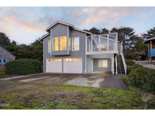 Waldport, OR 97394,3401 NW HIDDEN LAKE DR