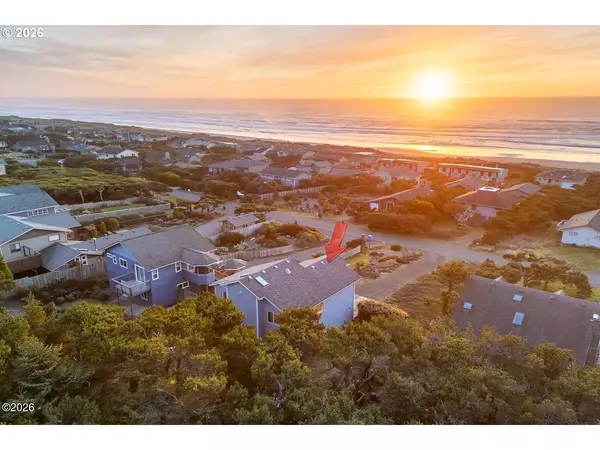 Waldport, OR 97394,3401 NW HIDDEN LAKE DR