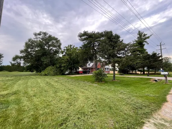 23239 Richmond ST, Middlesex Centre, ON N5X 4B2