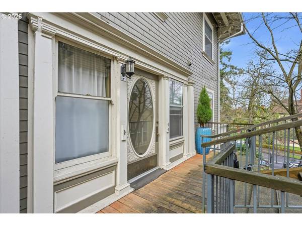 2386 NW GLISAN ST #9, Portland, OR 97210