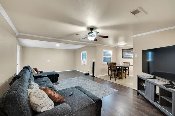 4916 Eastover Avenue, Fort Worth, TX 76119