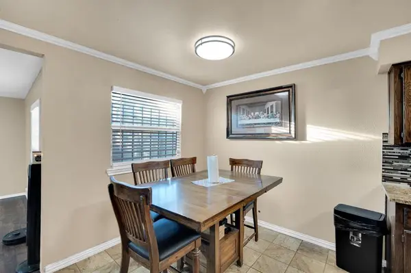 4916 Eastover Avenue, Fort Worth, TX 76119