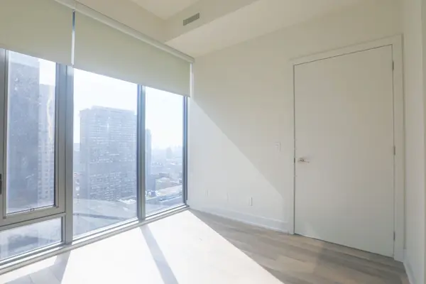 8 Cumberland ST #3804, Toronto C02, ON M4W 0B6