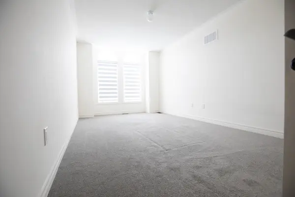 1197 Kettering DR, Oshawa, ON L1K 1A6