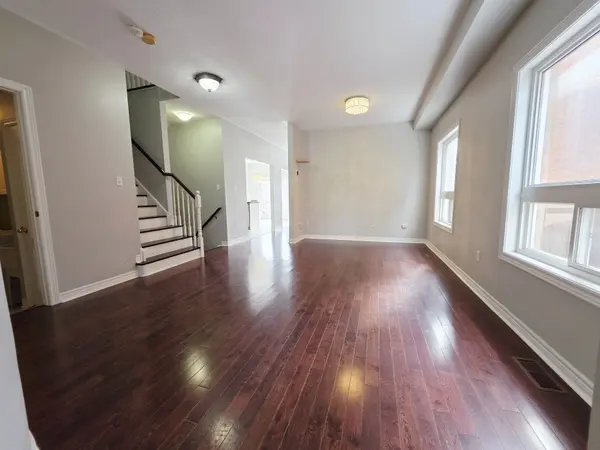 126 Collis DR, Aurora, ON L4G 7V2