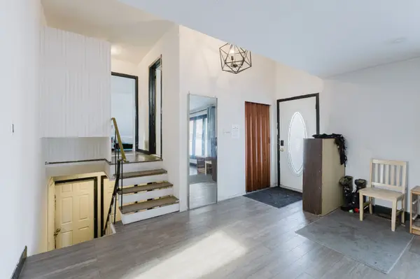 1197 Deer Park RD, Cityview - Parkwoods Hills - Rideau Shore, ON K2E 6H5