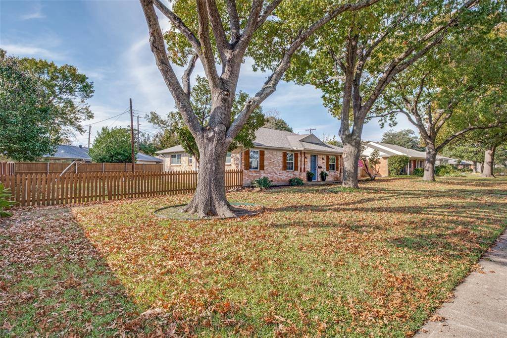 10430 Vistadale Drive, Dallas, TX 75238