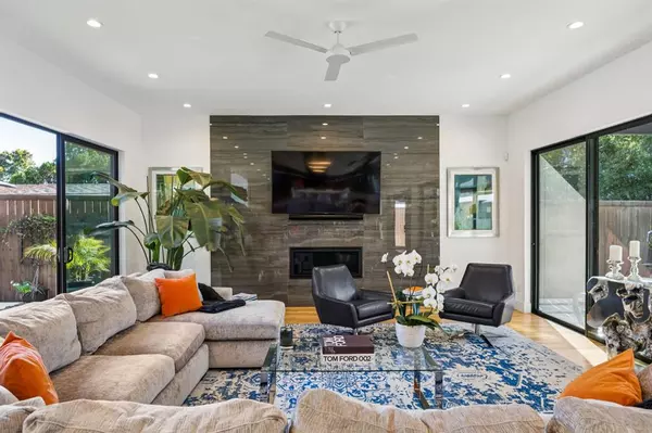 Dallas, TX 75220,9733 Mixon Drive