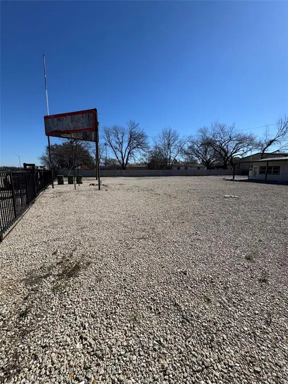 1301 N Us-175, Seagoville, TX 75159