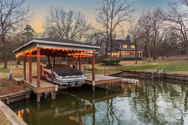 233 E El Dorado Drive, Scroggins, TX 75480