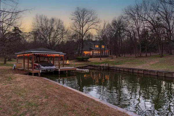 233 E El Dorado Drive, Scroggins, TX 75480