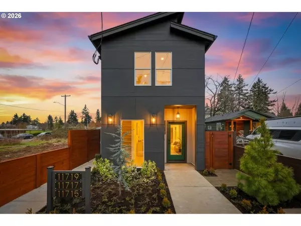 Portland, OR 97216,11717 SE ASH ST