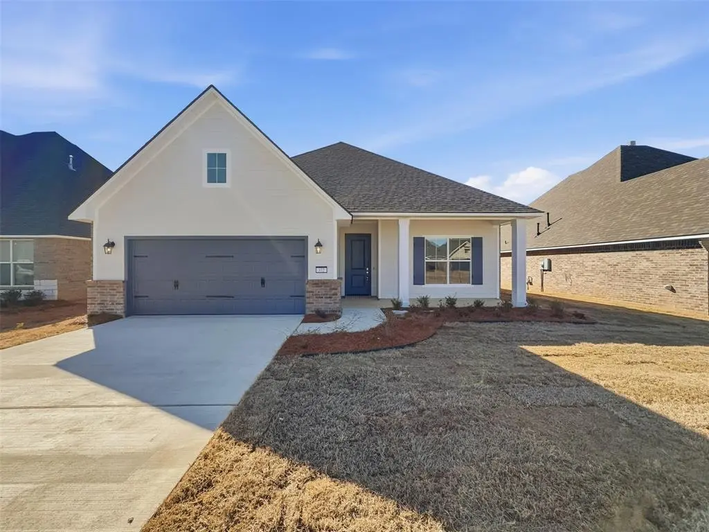 332 Prien Lake Loop, Bossier City, LA 71111