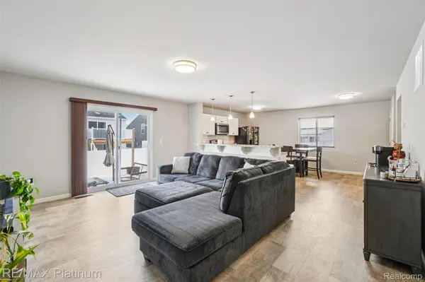 2840 Sycamore River DR, Handy Township, MI 48836