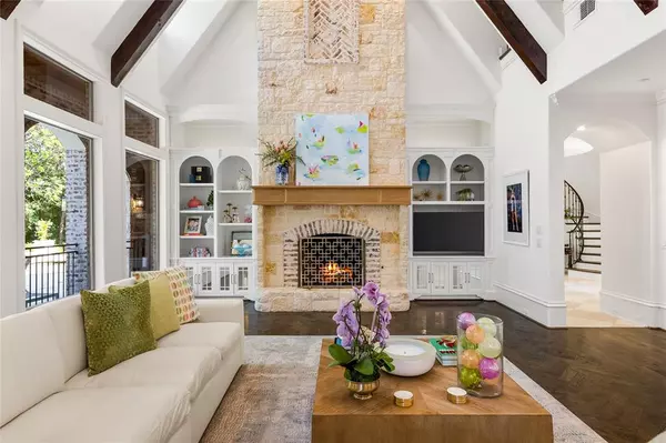 Frisco, TX 75034,6301 Shady Oaks Drive