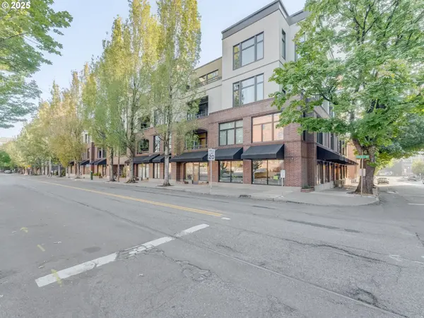 Portland, OR 97209,618 NW 12TH AVE #306