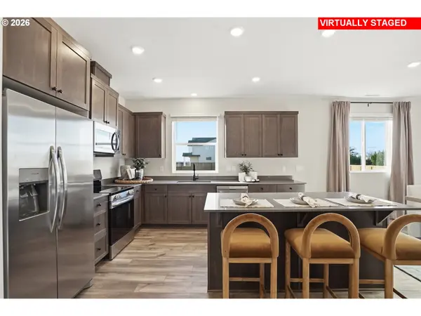 Estacada, OR 97023,429 NE Hunter DR