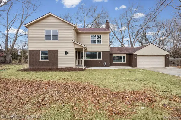 17348 Hilton ST, Southfield, MI 48075