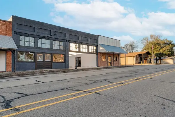 125 N Main Street, Bogata, TX 75417