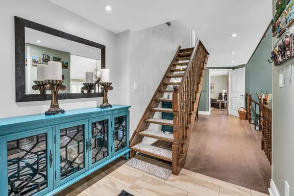 180 Brophy's LN, Blue Mountains, ON L9Y 0K5