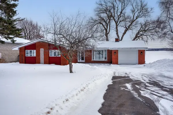 1675 County Rd 2 RD W, Prescott, ON K0E 1T0