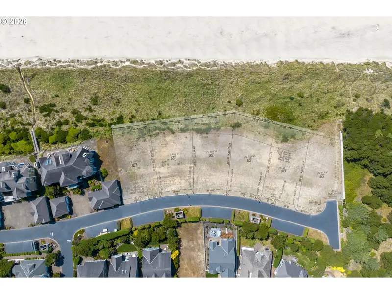 SW Cupola DR #8800, South Beach, OR 97366