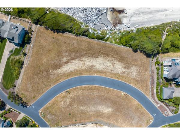 SW Cupola PL #7000, South Beach, OR 97366