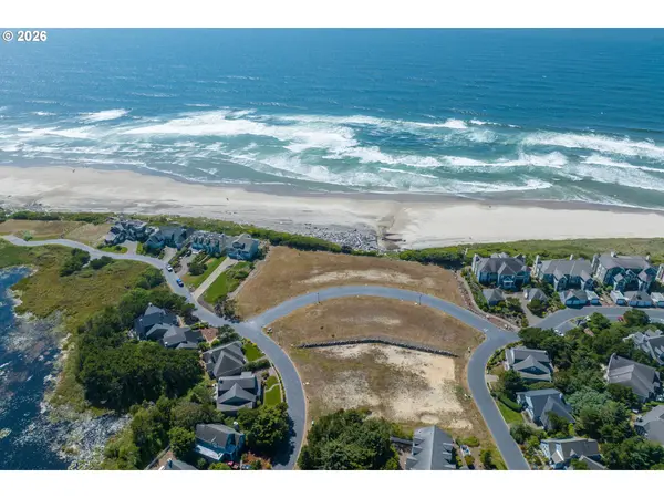 SW Cupola PL #132, South Beach, OR 97366