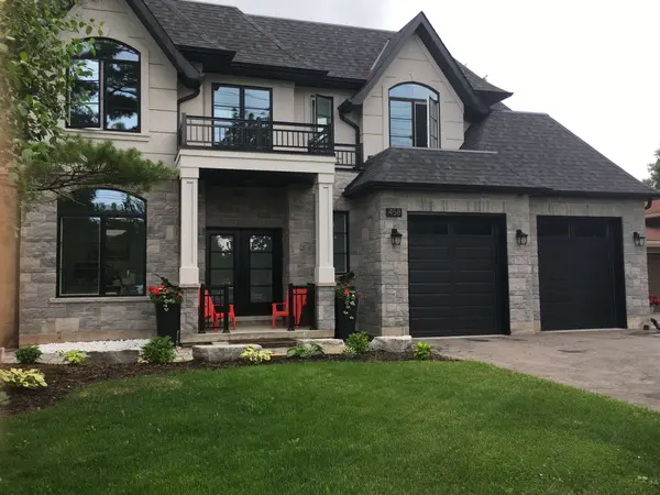 458 Third Line, Oakville, ON L6L 4A5