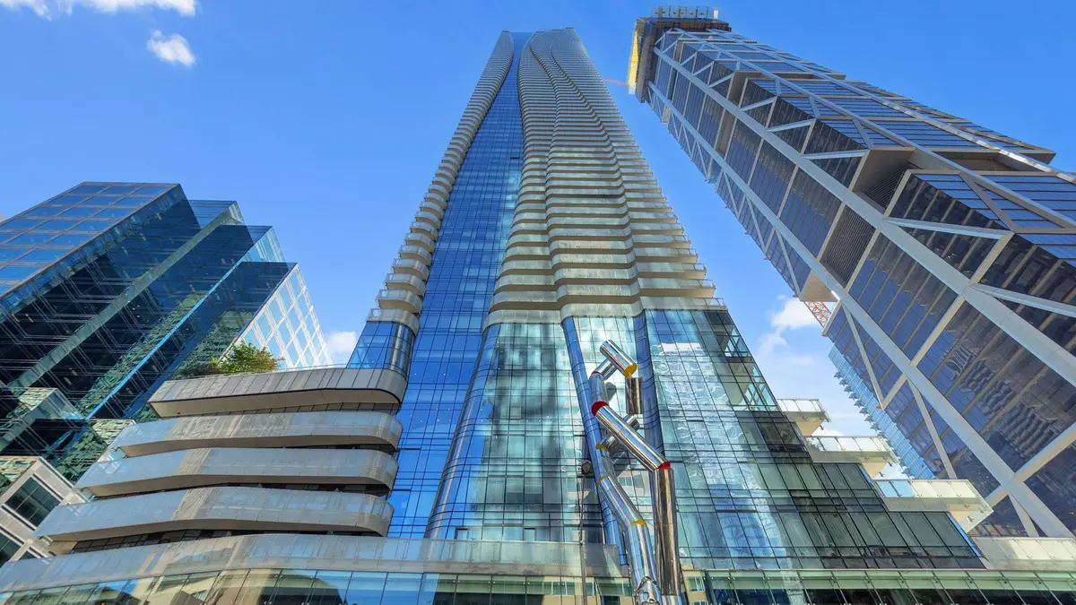 1 Bloor ST E #1701, Toronto C08, ON M4W 0A8