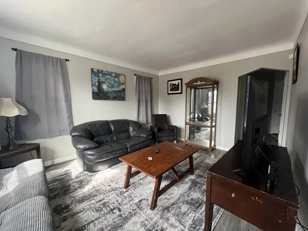 19977 Elkhart ST, Harper Woods City, MI 48225