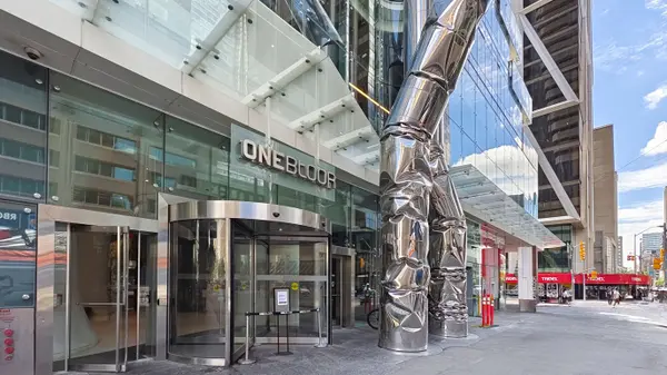 1 Bloor ST E #1701, Toronto C08, ON M4W 0A8